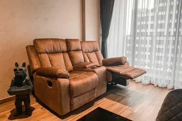 1 Bedroom Condo for sale in Khlong Toei Nuea, Bangkok near MRT Phetchaburi