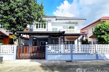 3 Bedroom House for sale in Sam Wa Tawan Tok, Bangkok