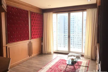 2 Bedroom Condo for sale in Bang Yi Ruea, Bangkok near BTS Pho Nimit