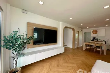 4 Bedroom House for sale in Sam Wa Tawan Ok, Bangkok