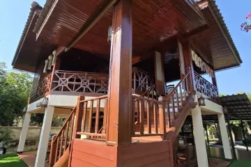 4 Bedroom House for sale in Ban Hong, Lamphun