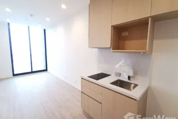 1 Bedroom Condo for sale in Khlong Tan Nuea, Bangkok near BTS Phrom Phong