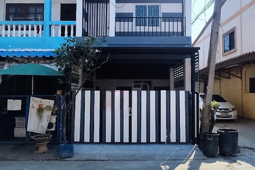 2 Bedroom Townhouse for sale in Khu Khot, Pathum Thani