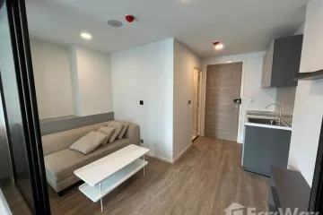 1 Bedroom Condo for sale in Chom Phon, Bangkok near MRT Chankasem