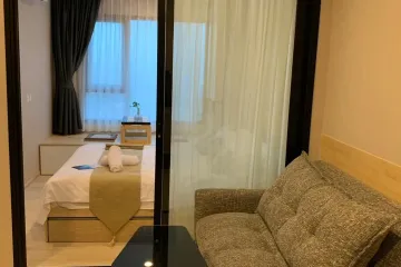 1 Bedroom Condo for sale in Bang Kapi, Bangkok near MRT Phetchaburi