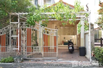 3 Bedroom House for sale in Bang Si Mueang, Nonthaburi