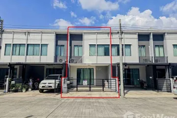 3 Bedroom Townhouse for rent in Bang Krang, Nonthaburi