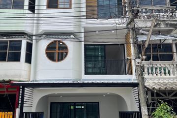4 Bedroom Townhouse for sale in Talat Khwan, Nonthaburi near MRT Yaek Nonthaburi 1