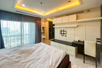 1 Bedroom Condo for sale in Bang Talat, Nonthaburi near MRT Si Rat