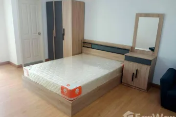 1 Bedroom Condo for rent in Bang Talat, Nonthaburi near MRT Si Rat