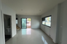 3 Bedroom Townhouse for sale in Ban Ra Kat, Samut Prakan