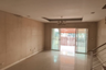 3 Bedroom Townhouse for sale in Lat Krabang, Bangkok