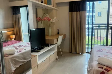 Apartment for rent in Chong Nonsi, Bangkok near MRT Khlong Toei