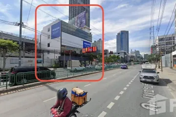 Office for rent in Khlong Tan Nuea, Bangkok