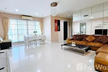 3 Bedroom Condo for rent in Phaya Thai, Bangkok near MRT Kamphaeng Phet
