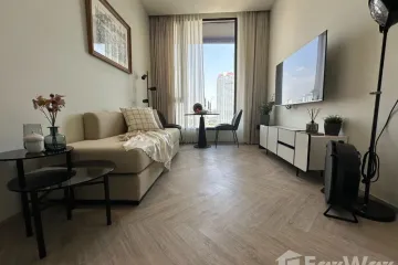 1 Bedroom Condo for rent in Bang Lamphu Lang, Bangkok near BTS Krung Thon Buri