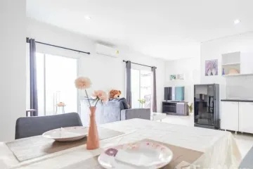 2 Bedroom Condo for rent in Chom Phon, Bangkok near BTS Mo chit