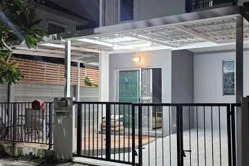 3 Bedroom Townhouse for rent in Bang Kaeo, Samut Prakan