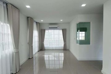 4 Bedroom House for rent in Samrong Nuea, Samut Prakan near MRT Thipphawan