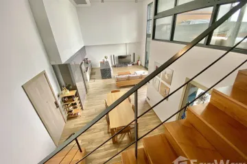 3 Bedroom Condo for rent in Khlong Toei Nuea, Bangkok near MRT Phetchaburi