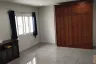 3 Bedroom Townhouse for rent in Khlong Tan Nuea, Bangkok