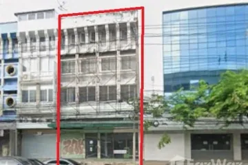 Commercial for rent in Khlong Chan, Bangkok near MRT Lat Phrao 101