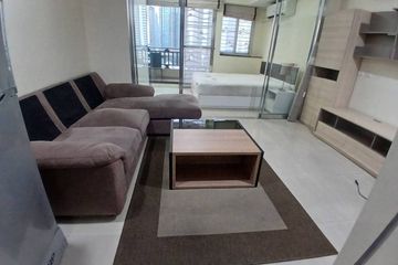 1 Bedroom Condo for rent in Thung Maha Mek, Bangkok near MRT Lumpini