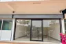 Commercial for rent in Bang Chak, Bangkok near BTS Punnawithi