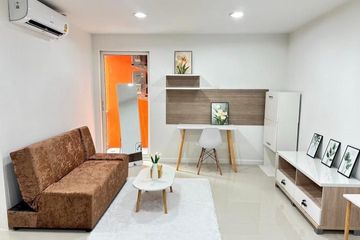 1 Bedroom Condo for rent in Khlong Ton Sai, Bangkok near BTS Wongwian Yai