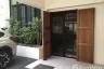 3 Bedroom Townhouse for rent in Silom, Bangkok near BTS Chong Nonsi