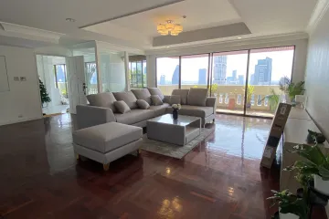 4 Bedroom Condo for rent in Khlong Tan Nuea, Bangkok near BTS Phrom Phong