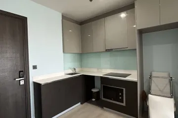 2 Bedroom Condo for rent in Phaya Thai, Bangkok near BTS Saphan Kwai