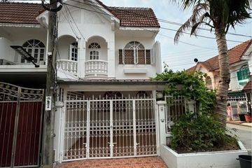 3 Bedroom Townhouse for rent in Suan Luang, Bangkok
