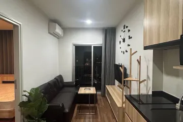 1 Bedroom Condo for rent in Huai Khwang, Bangkok near MRT Thailand Cultural Centre
