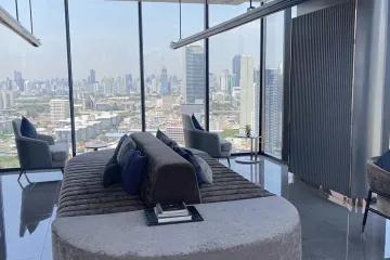 1 Bedroom Condo for rent in Huai Khwang, Bangkok near MRT Huai Khwang