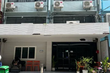 Commercial for rent in Phra Khanong, Bangkok near BTS Phra Khanong