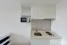 1 Bedroom Condo for rent in Huai Khwang, Bangkok