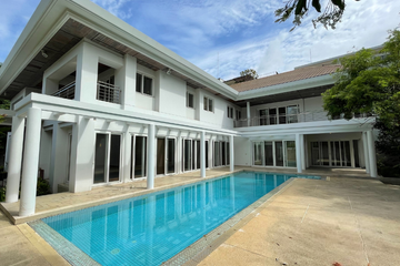 5 Bedroom House for rent in Khlong Tan Nuea, Bangkok