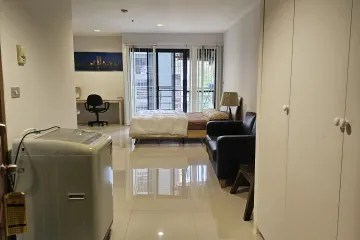 Condo for rent in Lumpini, Bangkok near BTS Ratchadamri