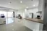 4 Bedroom Condo for rent in Khlong Tan, Bangkok near BTS Phrom Phong