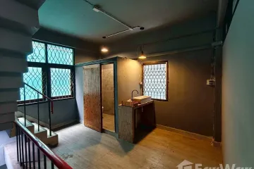 5 Bedroom Townhouse for rent in Silom, Bangkok near BTS Chong Nonsi