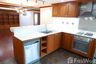 2 Bedroom Condo for rent in Beverly Hills Mansion, Phra Khanong Nuea, Bangkok near BTS Ekkamai