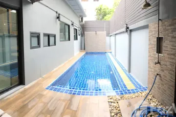 4 Bedroom Townhouse for rent in Khlong Tan Nuea, Bangkok
