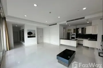 3 Bedroom Condo for rent in Khlong Toei Nuea, Bangkok near MRT Sukhumvit