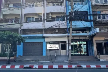 Commercial for rent in Thung Maha Mek, Bangkok near MRT Lumpini