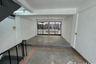 4 Bedroom Townhouse for rent in Si Phraya, Bangkok near MRT Sam Yan