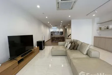3 Bedroom Townhouse for rent in Yan Nawa, Bangkok