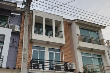 3 Bedroom Townhouse for rent in Talat Bang Khen, Bangkok near Airport Rail Link Lak Si