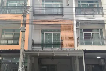 5 Bedroom Townhouse for rent in Krissana Private City, Saphan Sung, Bangkok