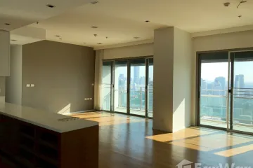 3 Bedroom Condo for rent in Khlong Tan Nuea, Bangkok near BTS Phrom Phong